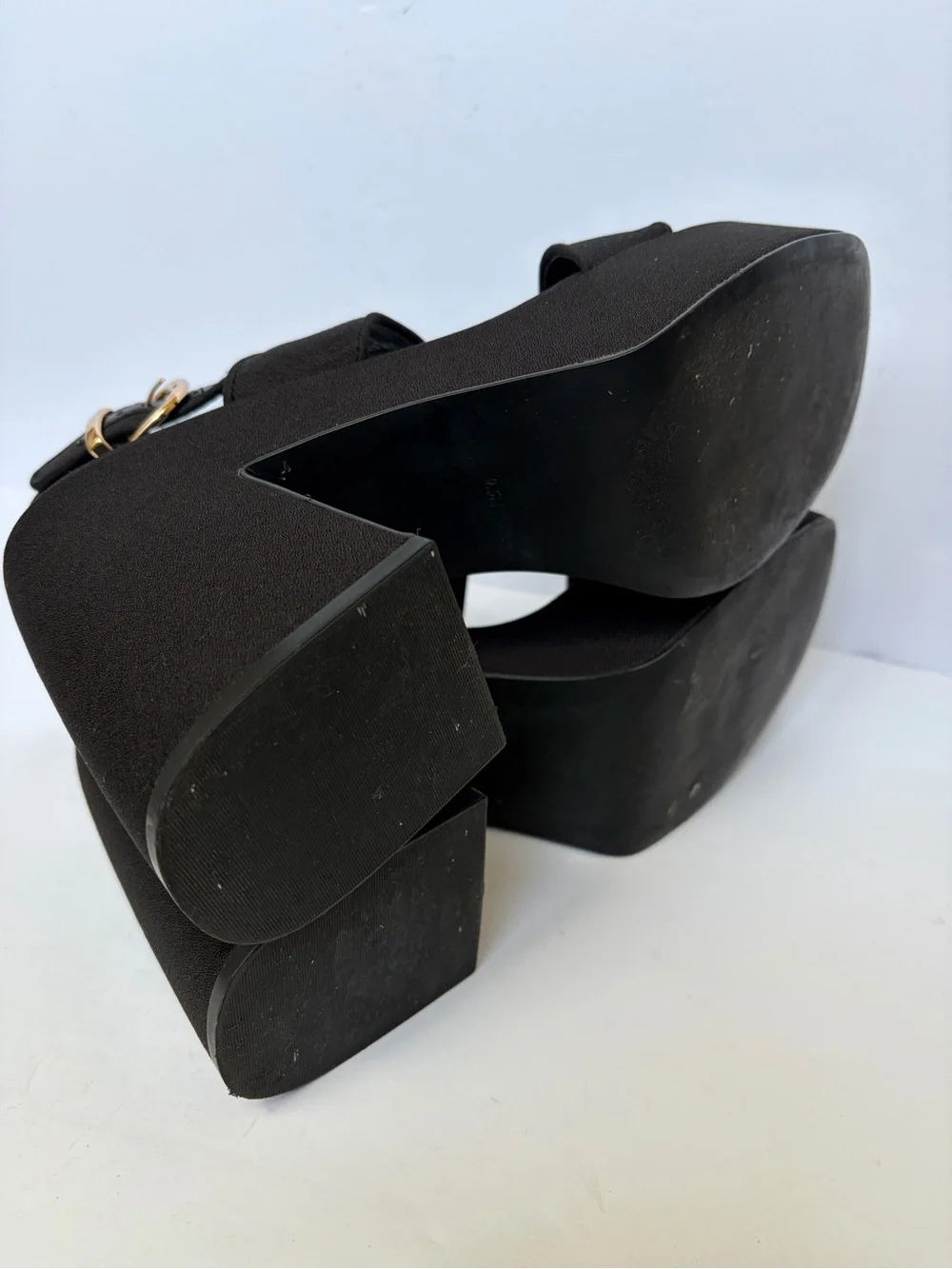 Steve Madden Black Platform Slingback Chunky Sandal/Heel with Gold Buckle